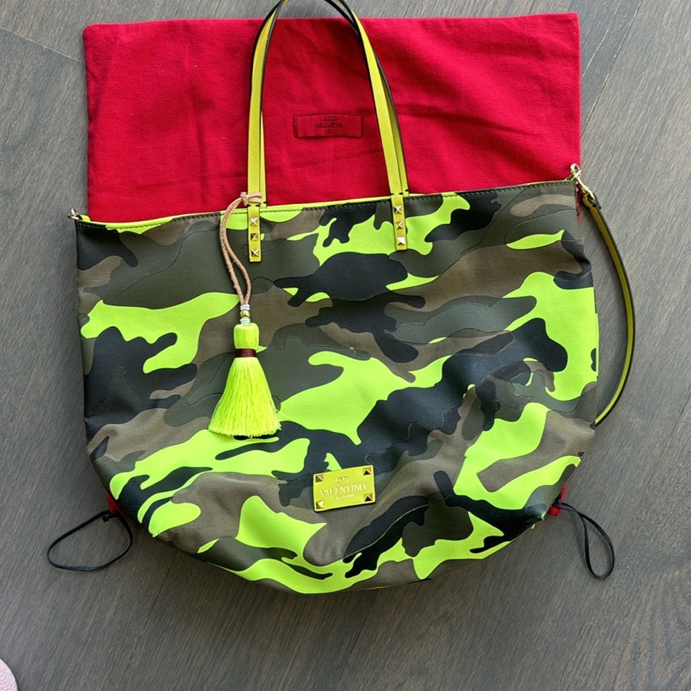 VALENTINO GARAVANI
Neon Green Camouflage Canvas Reversible Shopper Tote Bag